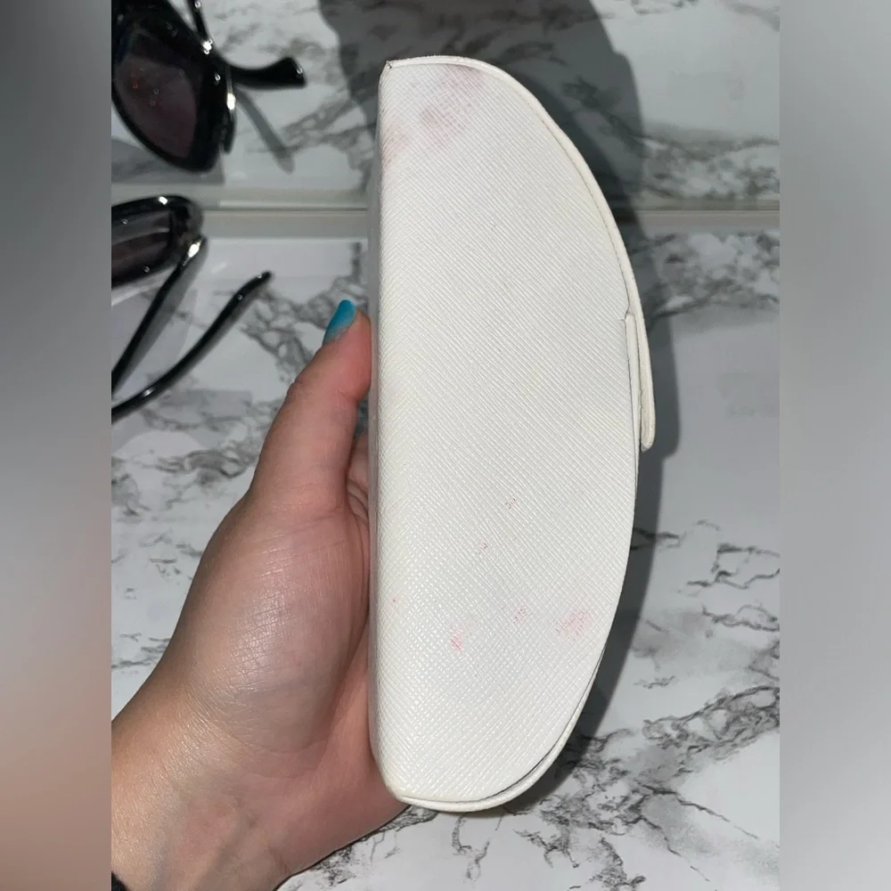 ❌❌SOLD❌❌Prada Black Oversized Sunglasses SPR32P 57017 - Picture 10 of 15